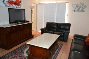  Ruthmor Villas  Тувумба